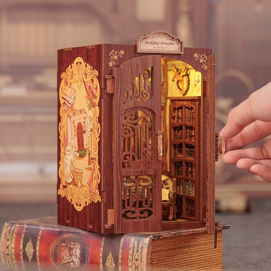 CuteBee Bookshop Memories | SD01 - Woodmechlab